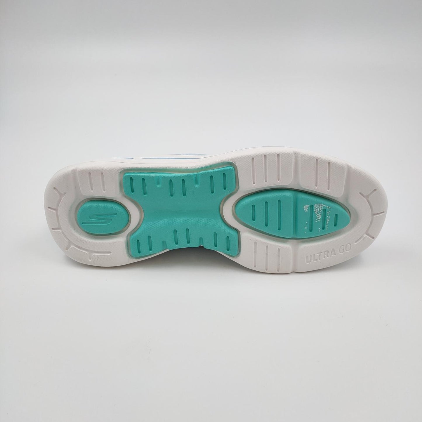 Go Walk Arch Fit Slip-ins, Wavy Sky