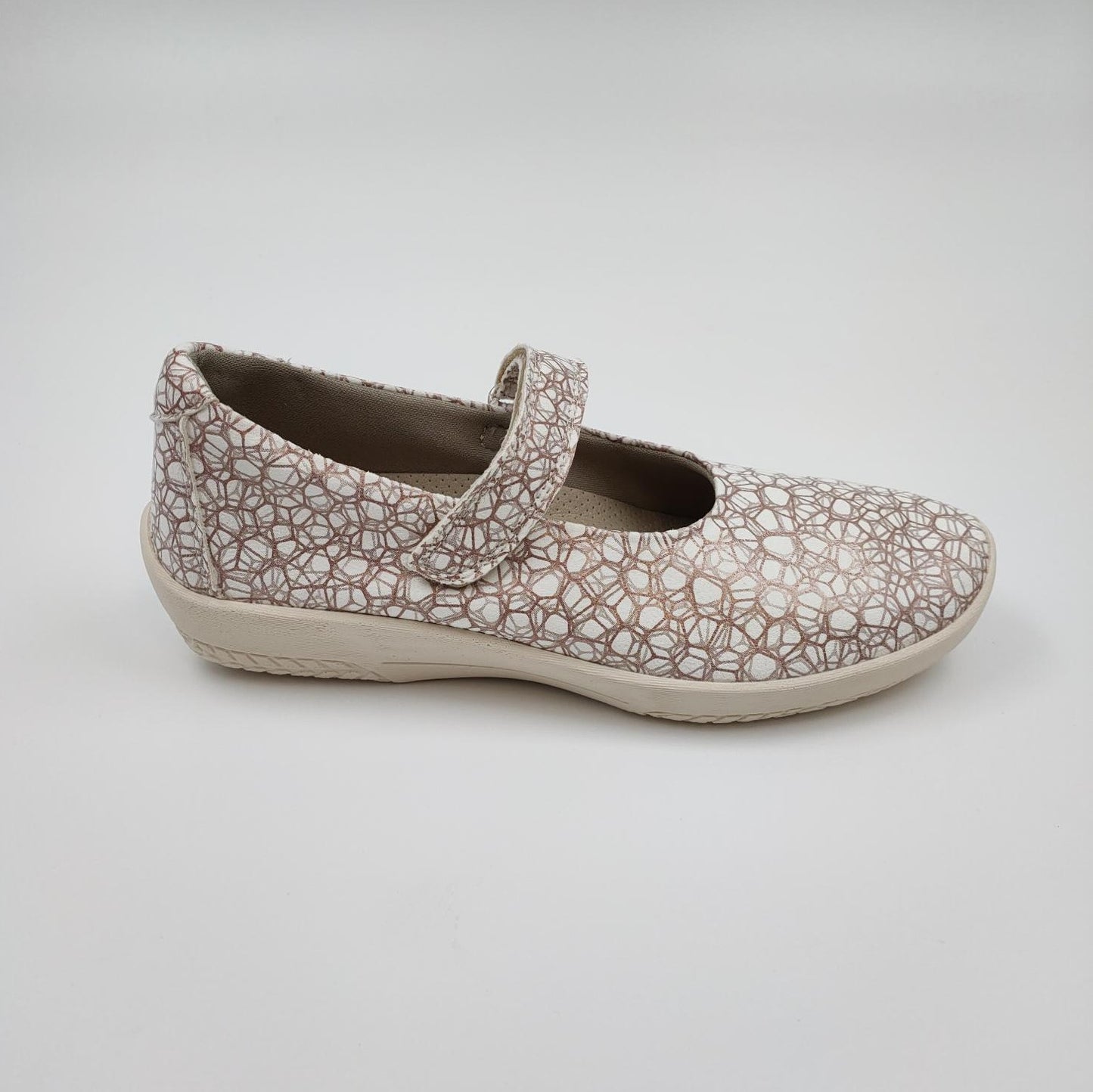 L45 H96 Liho White