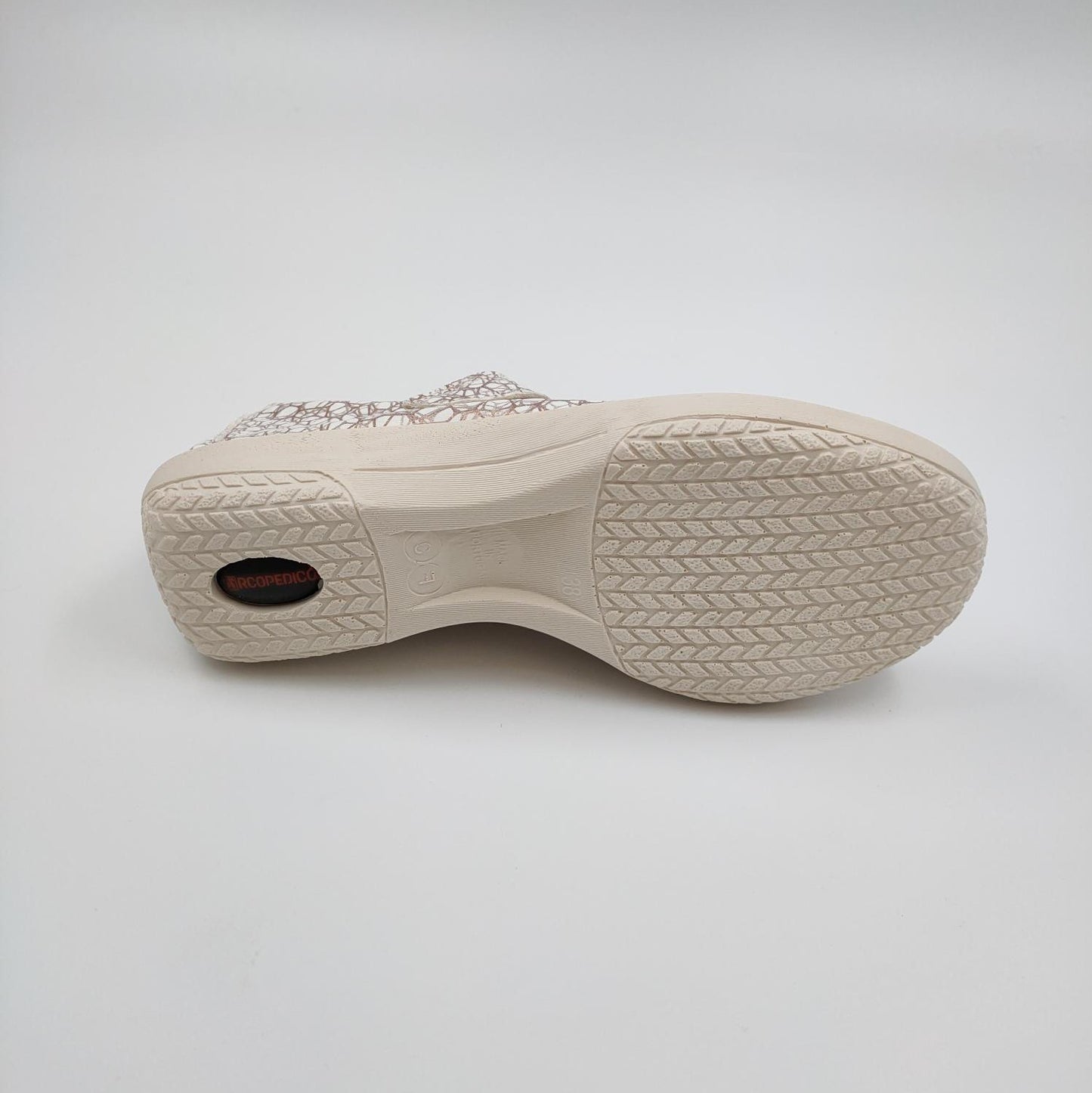 L45 H96 Liho White