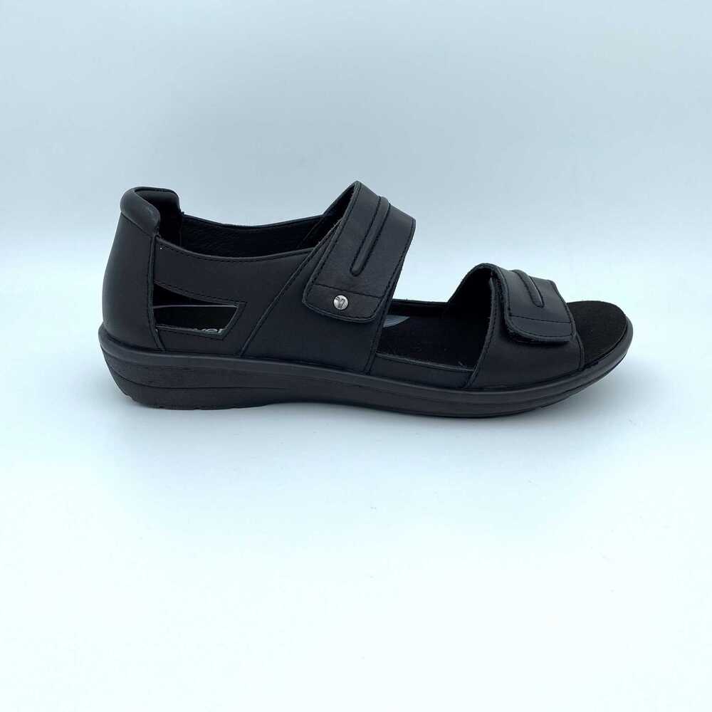 Cairns, Men's